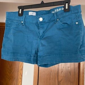 Gap shorts size 8r